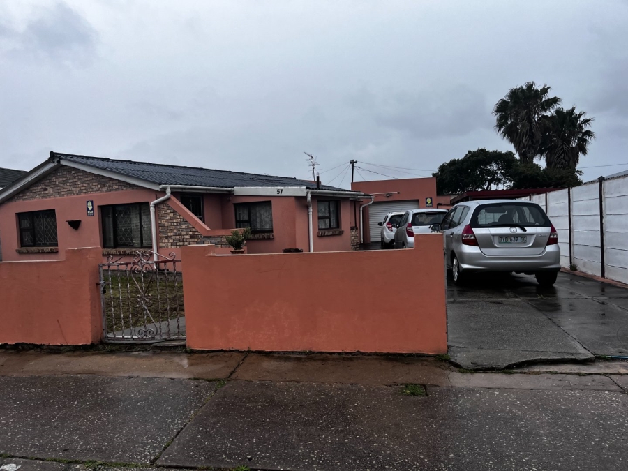 3 Bedroom Property for Sale in Algoa Park Eastern Cape